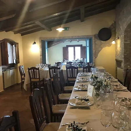 팜스테이 Casale Verdeluna Wine